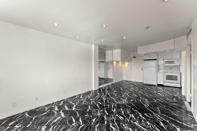 Photo - 2285 Peachtree Rd NE Unidad 801