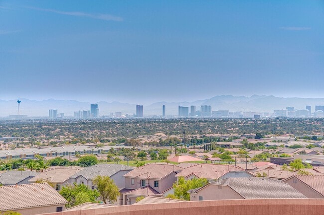 Building Photo - Fully Furnished 2 Bedroom 2 Bath Breathe T... Unit 2040