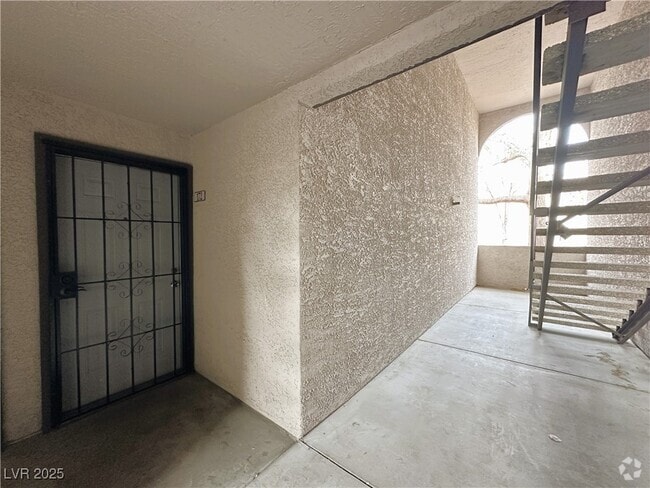 Building Photo - 2606 S Durango Dr Unit 172 Rental