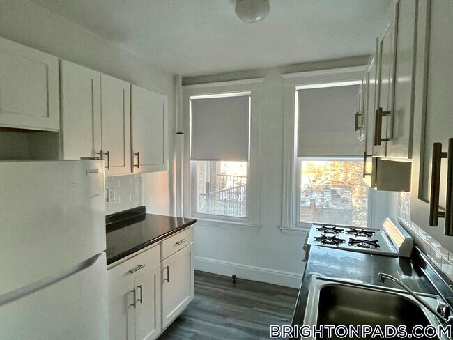 Photo - 1626 Commonwealth Ave Unit 6