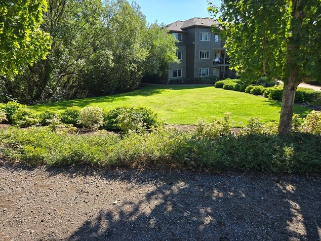 Building Photo - Wonderful Overlook at Timberland 1 BR 1 BA...
