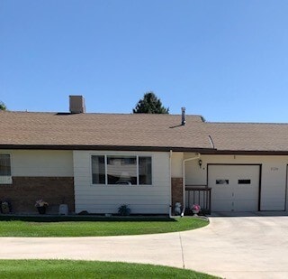 Building Photo - 2120 Stratford Dr