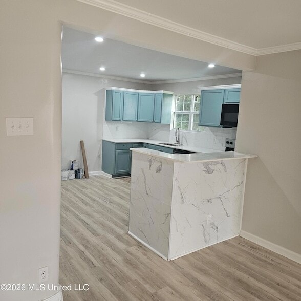 2512 Beachview Dr