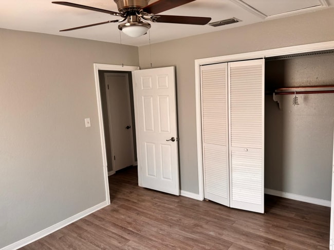 Photo - 7202 Mansions Dr