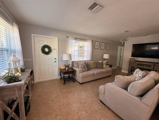 Photo - 11007 SW 3rd St Unit 11007