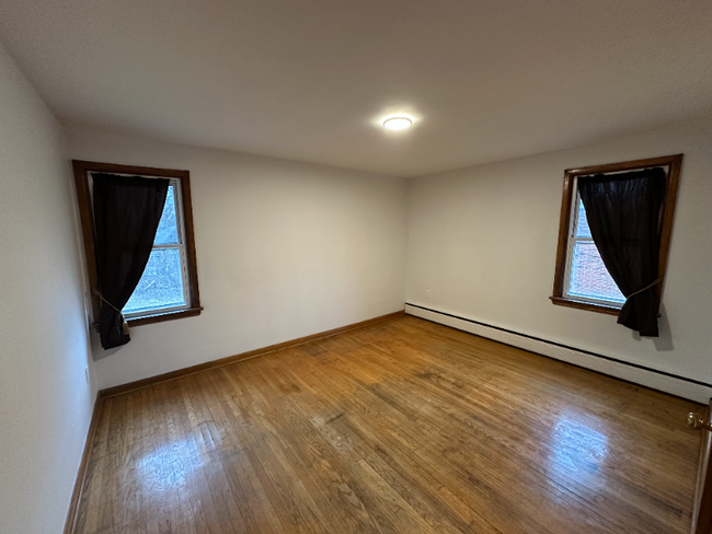 Building Photo - 4227 E Allen St Rental