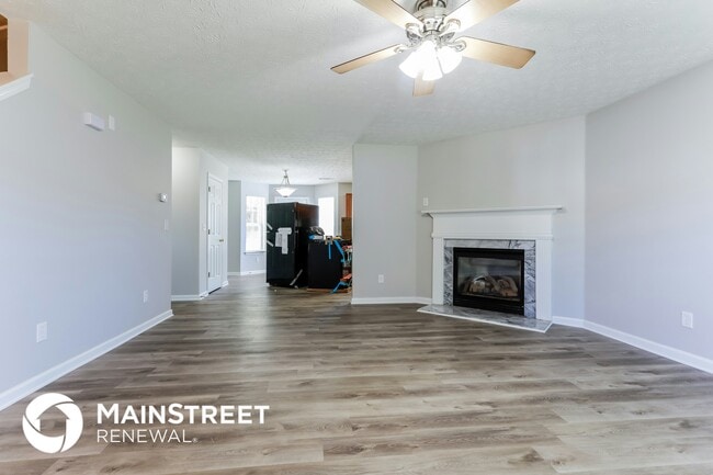Photo - 180 Springbottom Dr SE