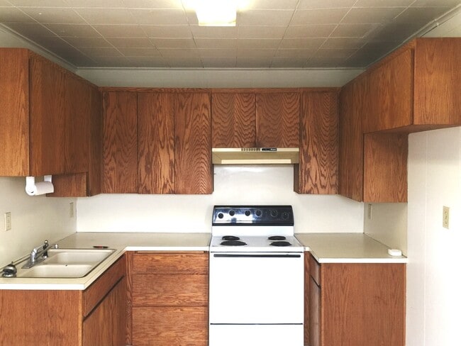 Photo - Country Charm Property North Vancouver!