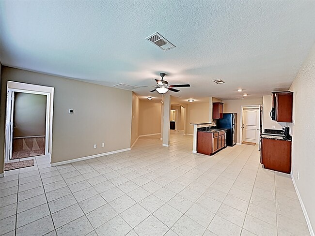 Photo - 725 Totem Trail Dr