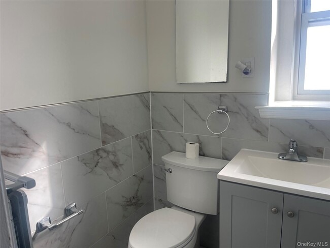 Photo - 200 Claridge Ave Unit 2