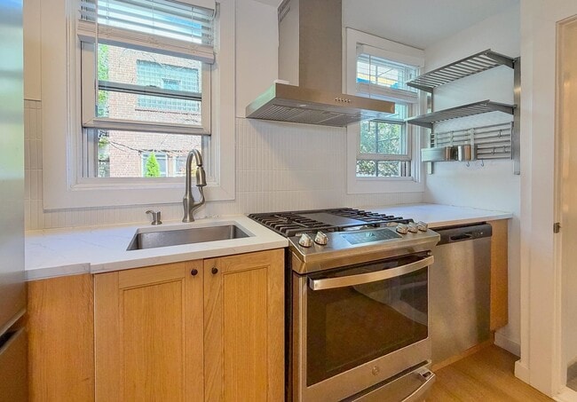 Photo - 432 2nd St Unit 1