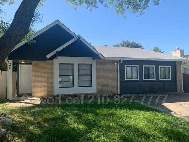 Photo - 4961 Champlain Dr