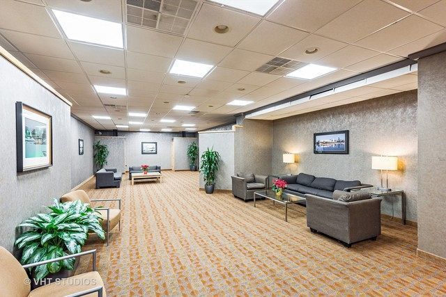 Photo - 5100 N Marine Dr Unit 8D