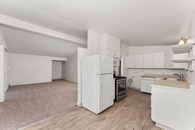 Photo - 6404 Stoneman Dr