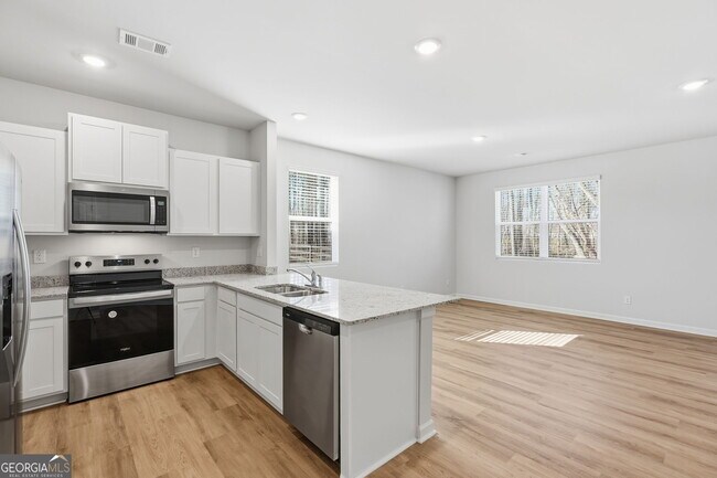 Photo - 5971 Skylar Dr