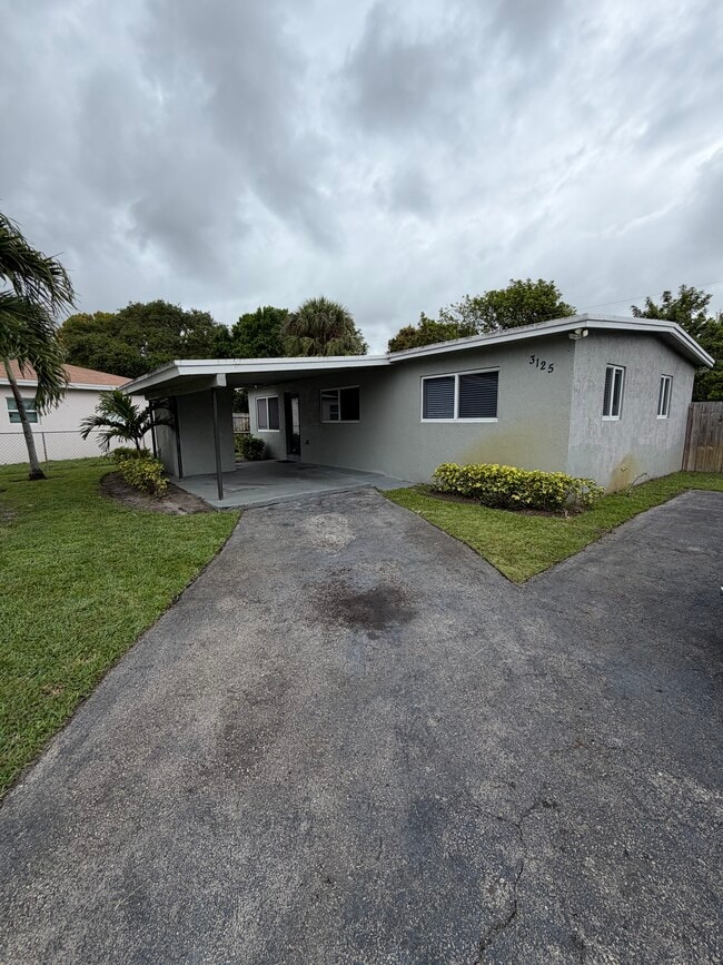 Photo - 3125 NW 2nd St