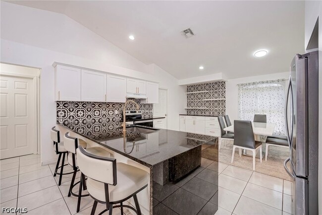 Photo - 1414 Louis Ave