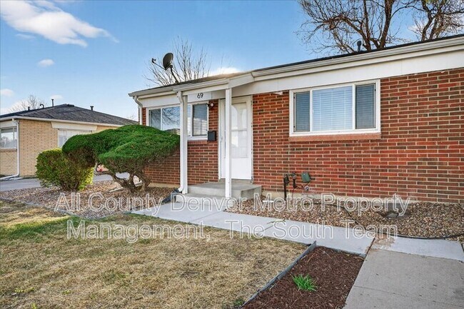 Photo - 69 Del Mar Cir