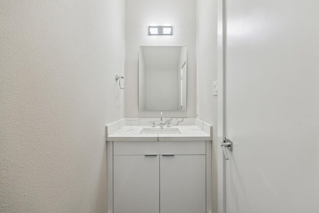 Photo - 863 Prosper St