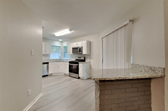 Photo - 22303 Mosswillow Ln