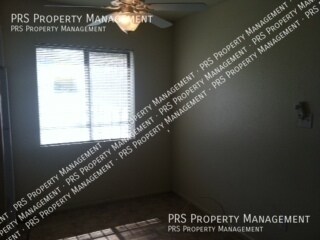 Photo - 423 S Mitchell Dr Unit B