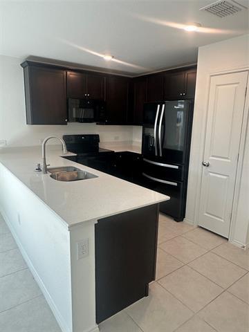 Photo - 202 Lemongrass Dr