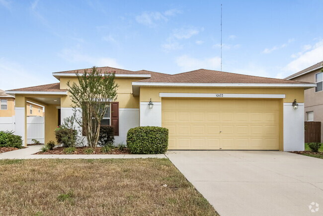 Building Photo - 10622 Boyette Creek Blvd Rental