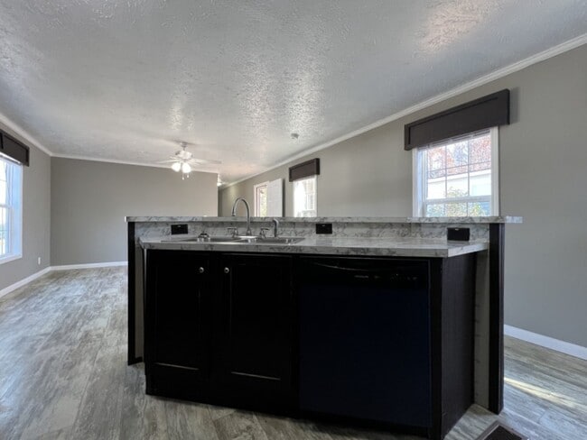 Photo - 300 Caseybrook Ct