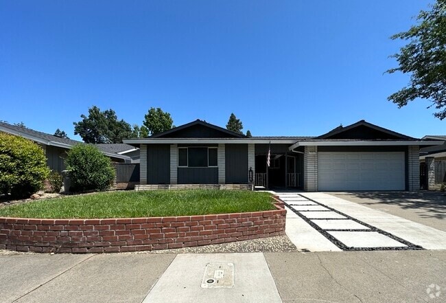 Building Photo - 5011 Jennings Way Rental