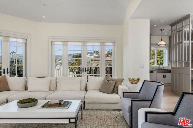 15225 Palisades Village Ln Unit 204