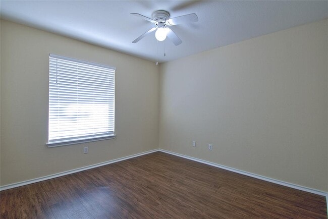 Photo - 1232 Kenneys Way