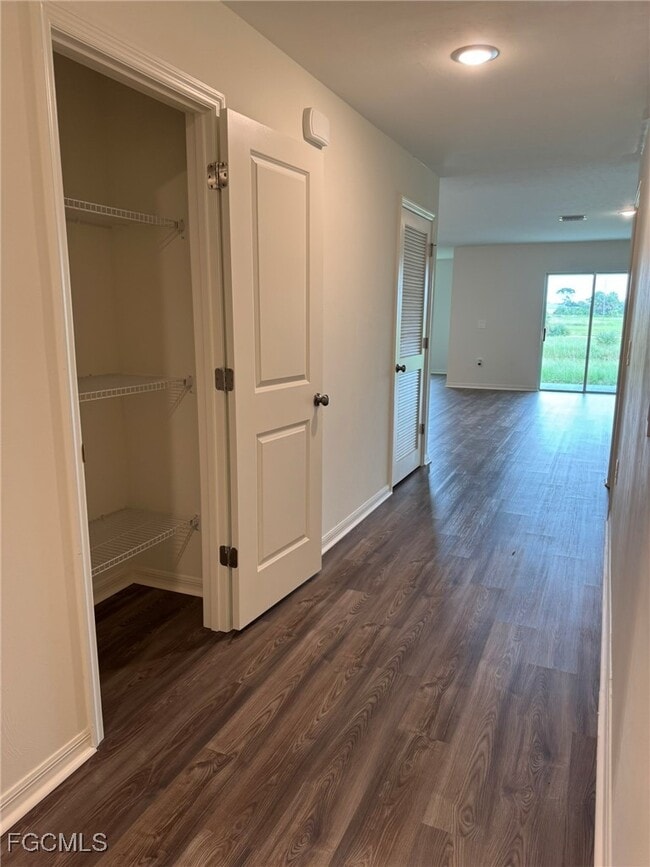 Building Photo - 3805 NW 40th Ln