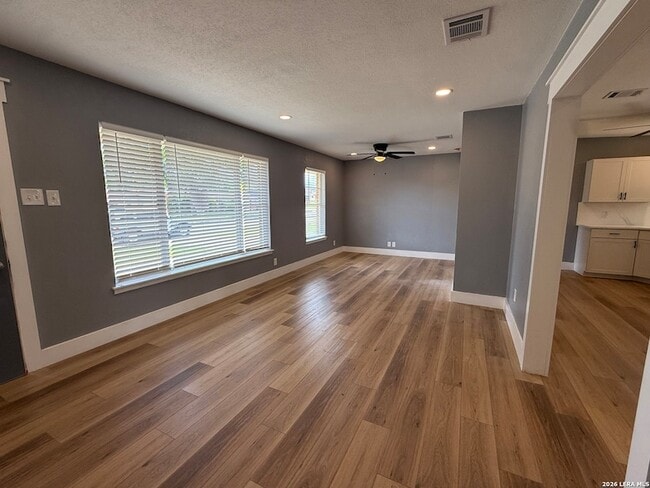 Photo - 4410 Trailwood Dr
