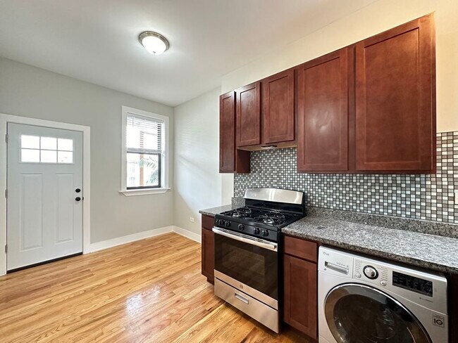 Photo - 383 Park Ave Unidad M02H