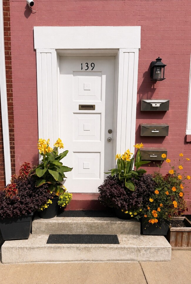 139 S 17th St Unidad 2
