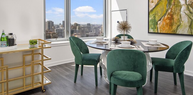 1212 N La Salle Dr Unit 2205