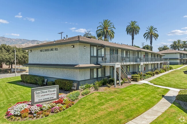 San Dimas Village