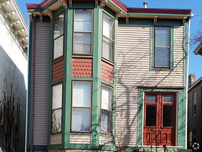 Building Photo - 616 Ferry St Rental