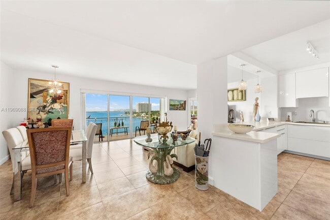 Photo - 11111 Biscayne Blvd Unit 8D