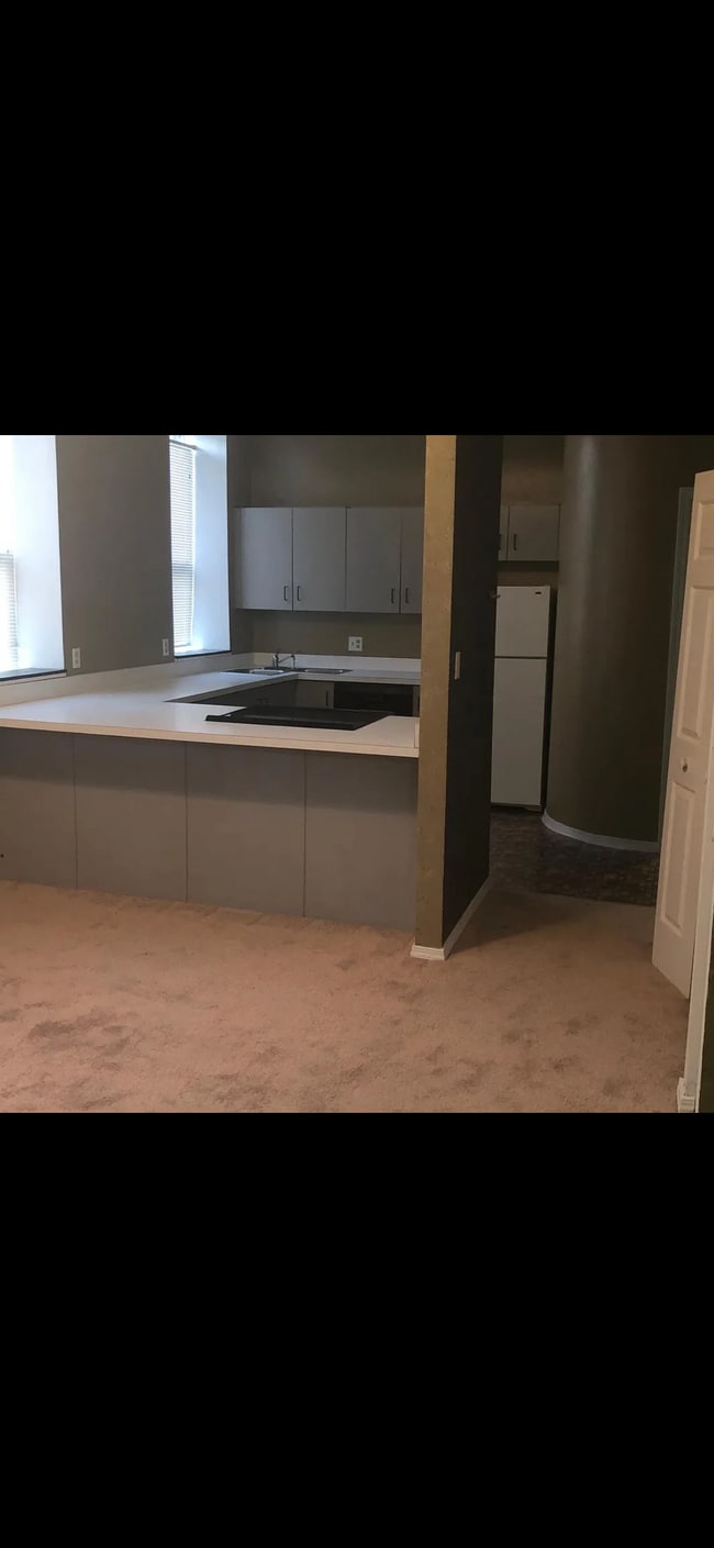 Building Photo - 1615 S 9th St Rental