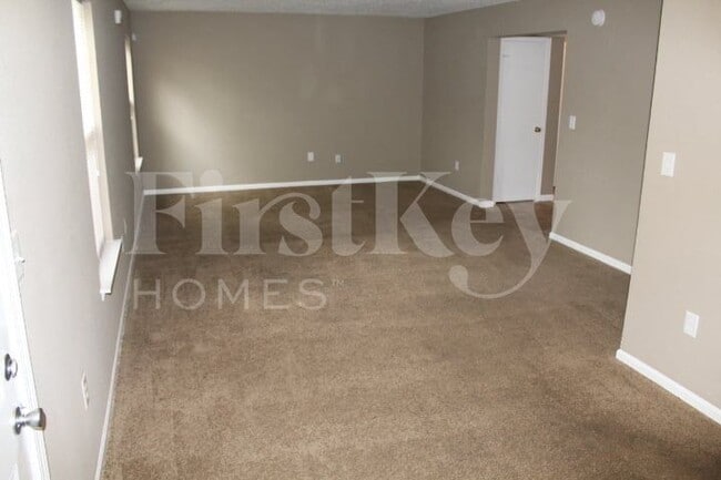 Photo - 4366 Village Trace Ct