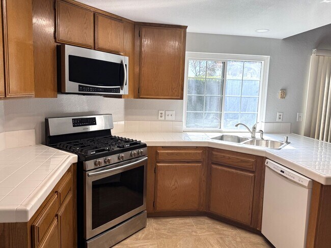 Photo - 14349 El Contento Ave