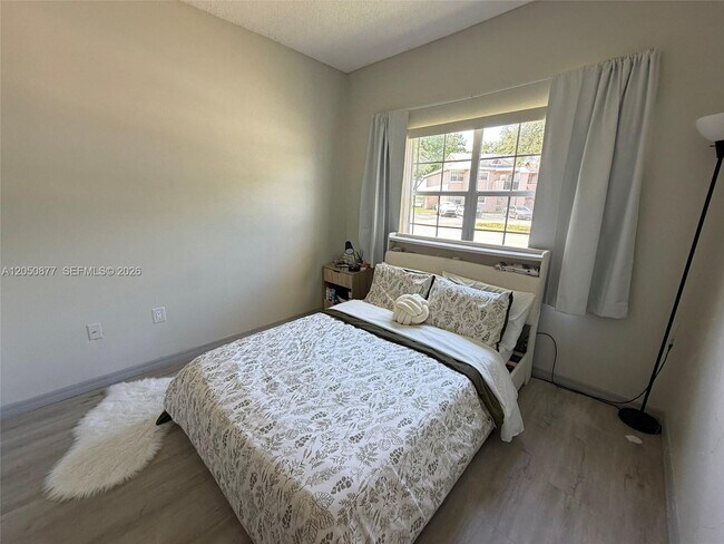 2451 NW 96th Terrace Unit 21B