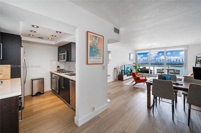 Photo - 1000 Meridian Ave