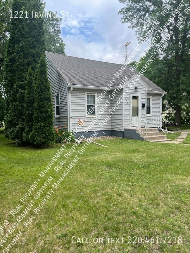 Photo - 1221 Irving St