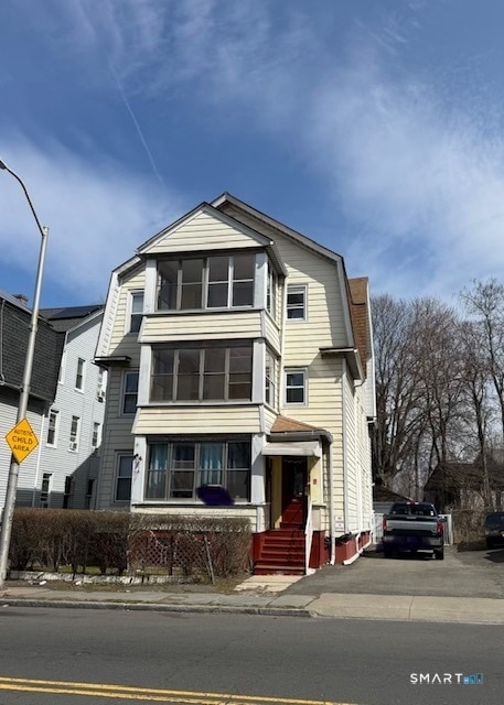 Building Photo - 1694 Broad St Unit 2