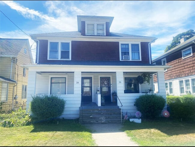 Building Photo - 28 Albert St Unit 28 Albert st