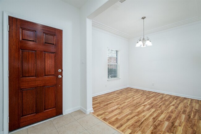 Photo - 17607 Sulphur Strm Ct