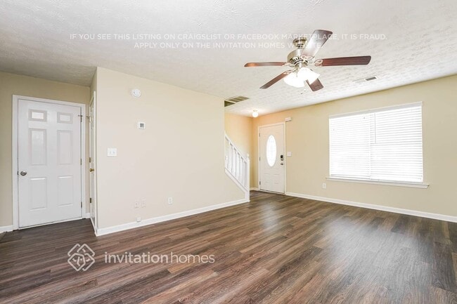 Photo - 3907 Brandon Lee Way