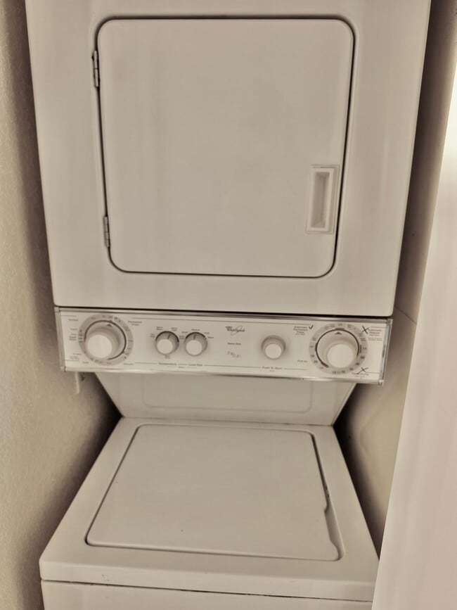 Photo - 8911 Holly Dr Unit 106